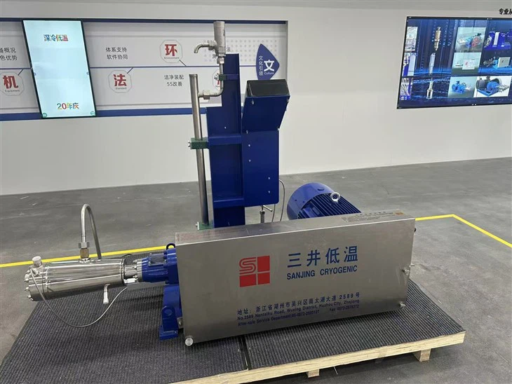 उच्च-दबाव क्रायोजेनिक पिस्टन पंप